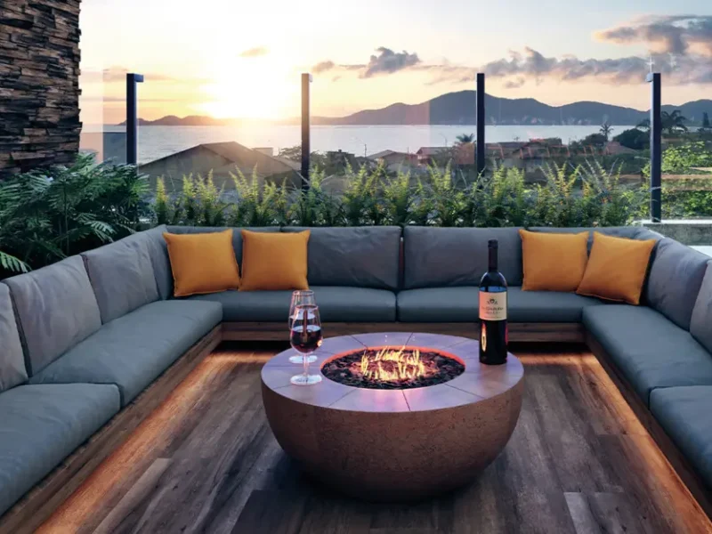 Coral-GablesFire-Lounge